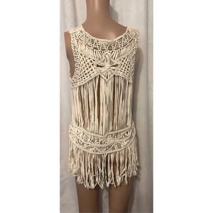 BEAUTIFUL Staring at Stars Cream Crochet Fringe tank top XSmall Boho Festival UO